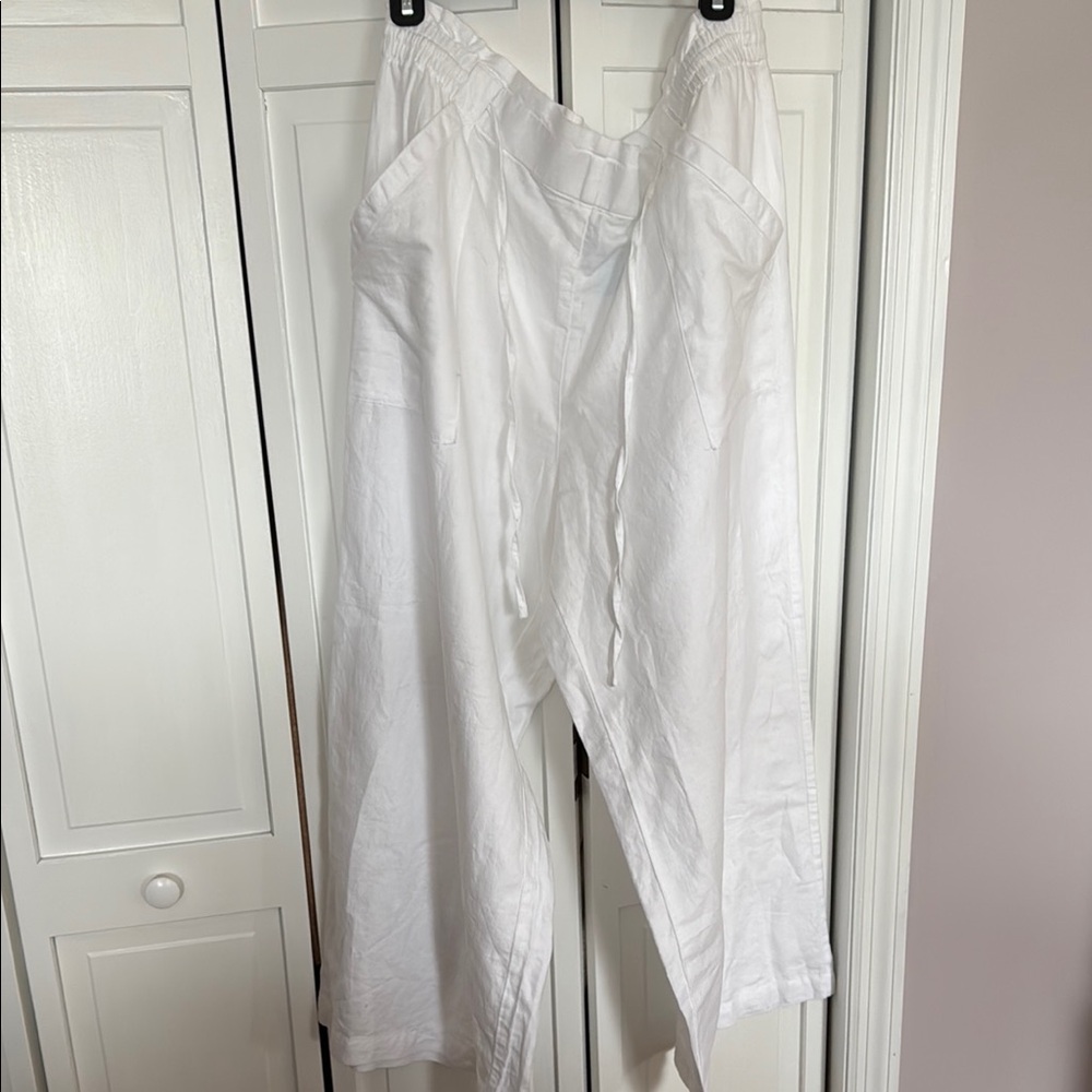 Elegant White Women's Pants